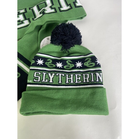 Harry Potter Slytherin Logo Knit Cuff Pom Beanie Hat Cap and Scarf Set 2 Piece - Picture 3 of 8